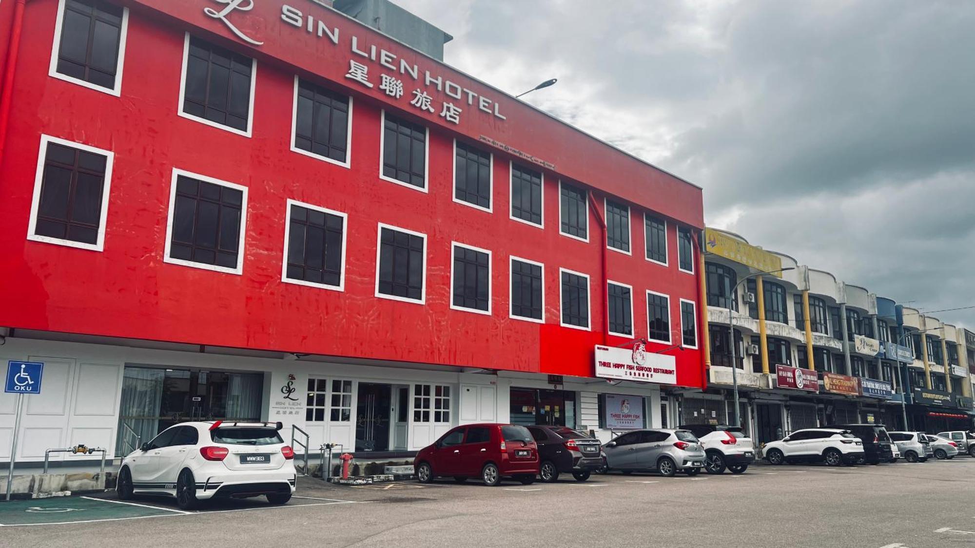 Sin Lien Hotel Kluang Exteriör bild